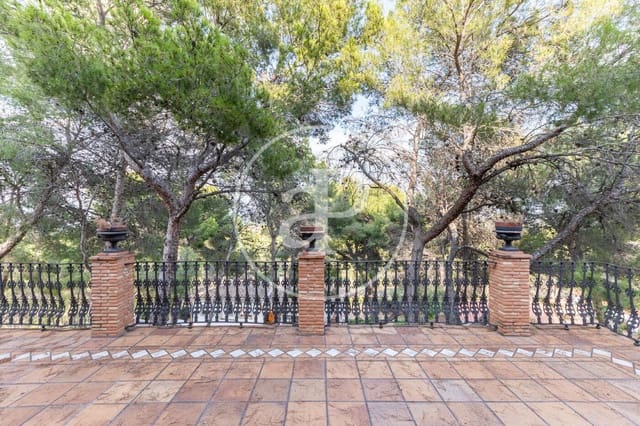 5 soveværelse Villa til salg i Chiva - € 890.000 (Ref: 9118984)