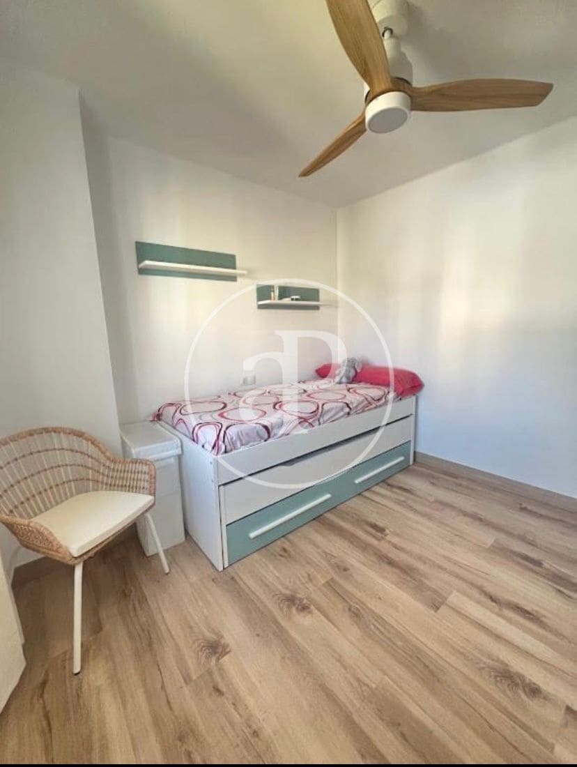 2 soverom Leilighet til leie i Benicassim - € 750 (Ref: 9118988)