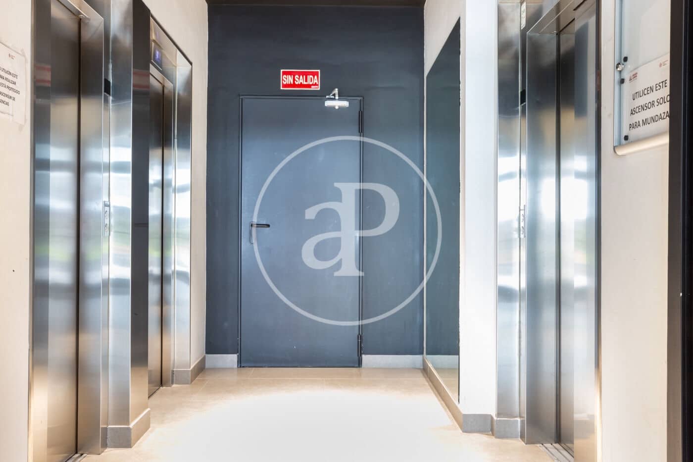 2 soverom Leilighet til salgs i Valencia by med svømmebasseng - € 480 000 (Ref: 9125377)