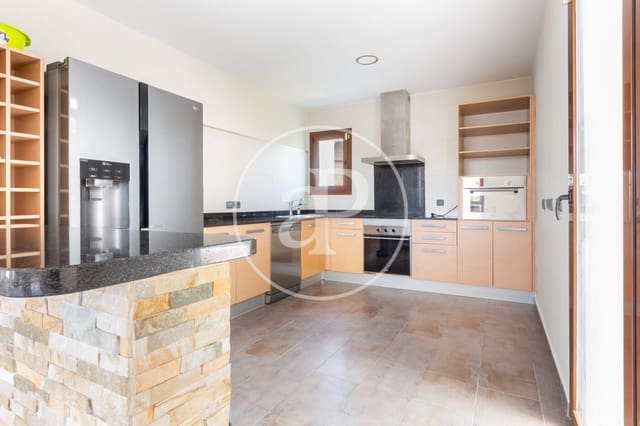 4 sypialnia Willa do wynajęcia w Chiva z basenem - 2 300 € (Ref: 9126918)