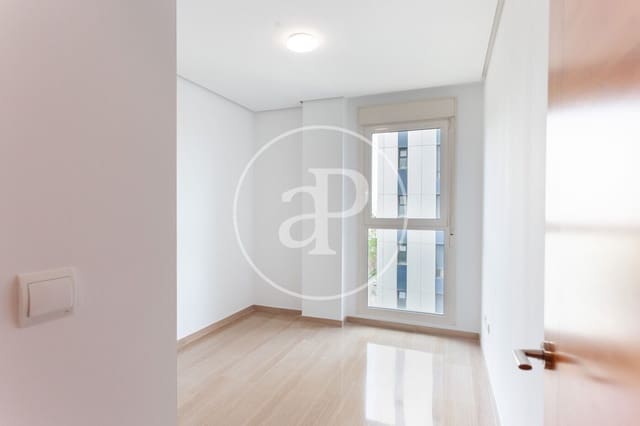 2 slaapkamer Appartement te huur in Benicalap, Valencia stad met zwembad - € 1.750 (Ref: 9128584)