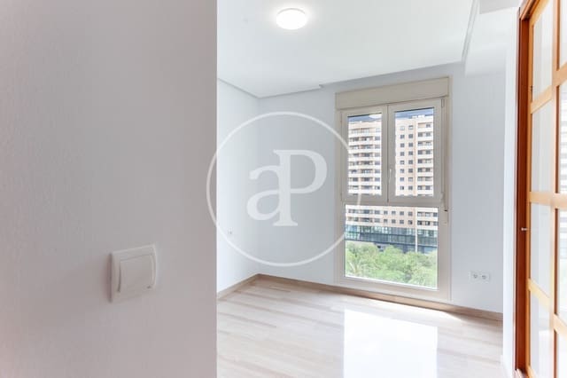 2 slaapkamer Appartement te huur in Benicalap, Valencia stad met zwembad - € 1.750 (Ref: 9128584)