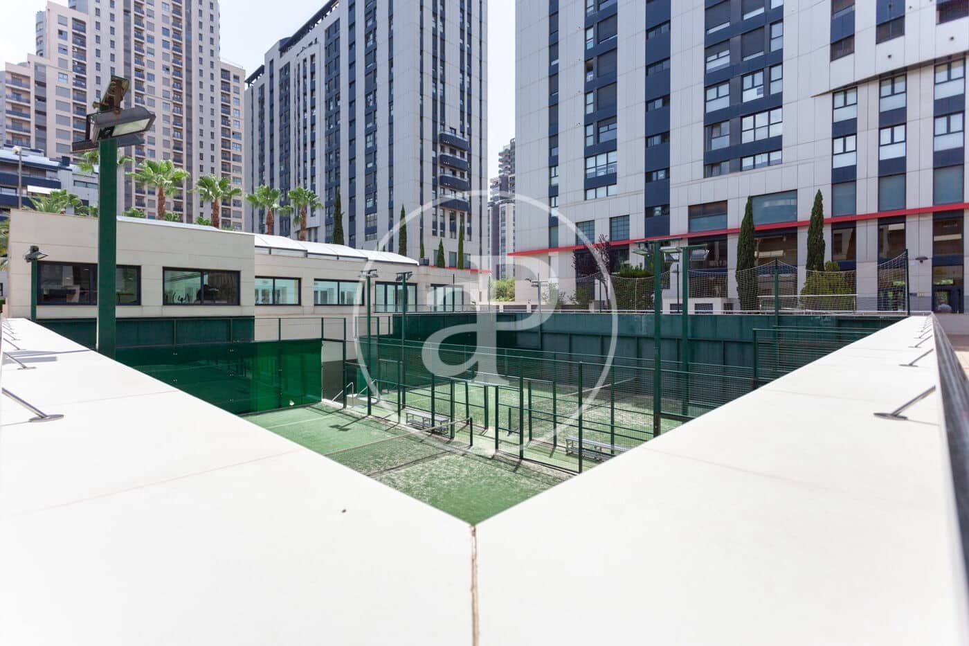 2 slaapkamer Appartement te huur in Valencia stad met zwembad - € 1.750 (Ref: 9128584)