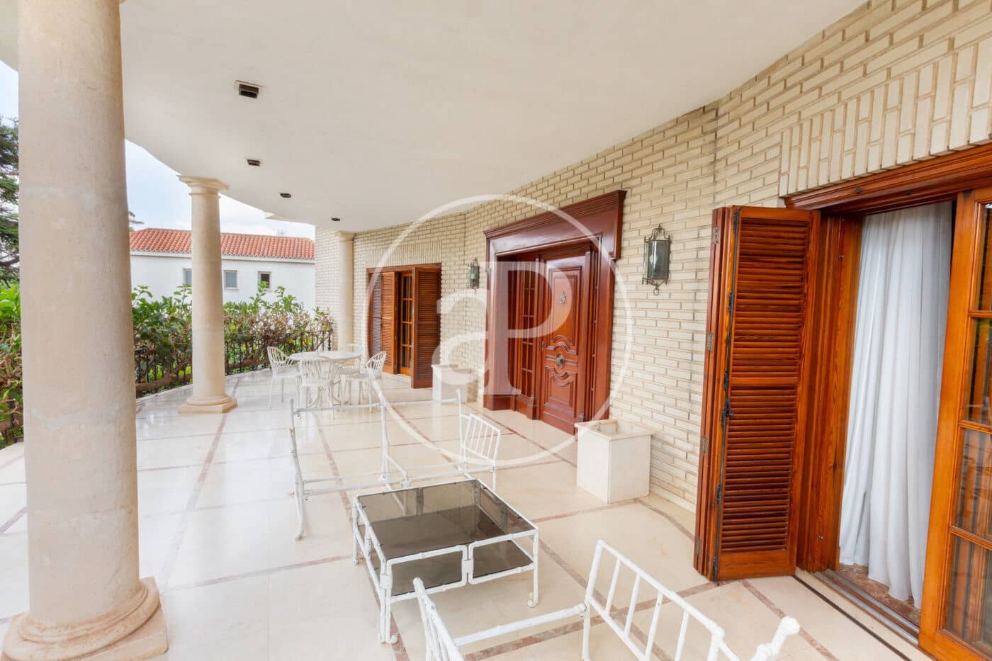 8 bedroom Villa for rent in Paterna with pool - € 8,500 (Ref: 9128588)