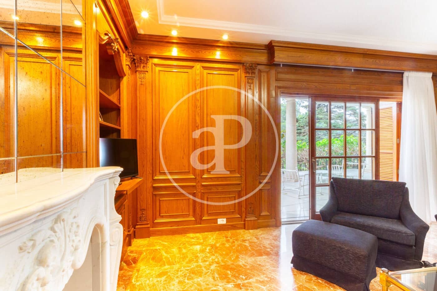 8 bedroom Villa for rent in Paterna with pool - € 8,500 (Ref: 9128588)