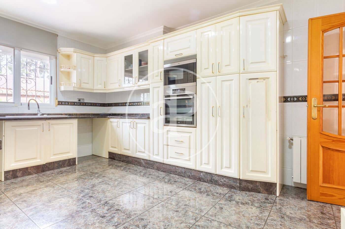 5 soveværelse Villa til salg i Picassent med swimmingpool - € 520.000 (Ref: 9128589)