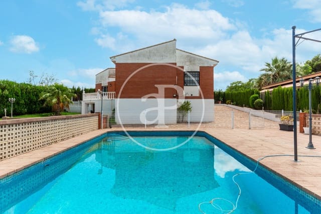 5 Zimmer Villa zu verkaufen in Picassent mit Pool - 520.000 € (Ref: 9128589)