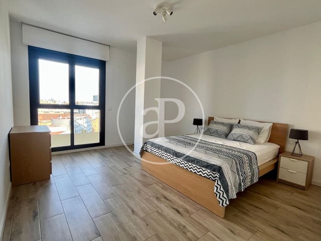 3 soveværelse Lejlighed til leje i Ciutat de les Arts i de les Ciencies, Valencia by med swimmingpool - € 2.800 (Ref: 9129984)