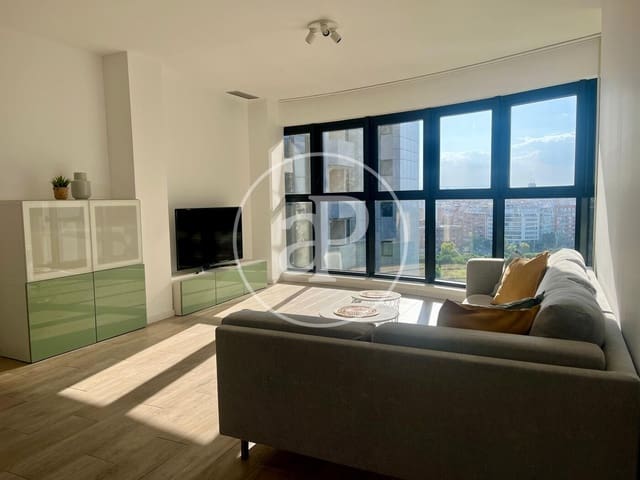 3 soveværelse Lejlighed til leje i Ciutat de les Arts i de les Ciencies, Valencia by med swimmingpool - € 2.800 (Ref: 9129984)