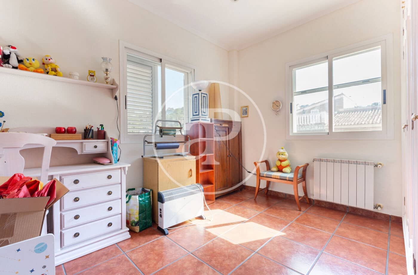 6 soverom Villa til salgs i Chiva med svømmebasseng - € 490 000 (Ref: 9132626)