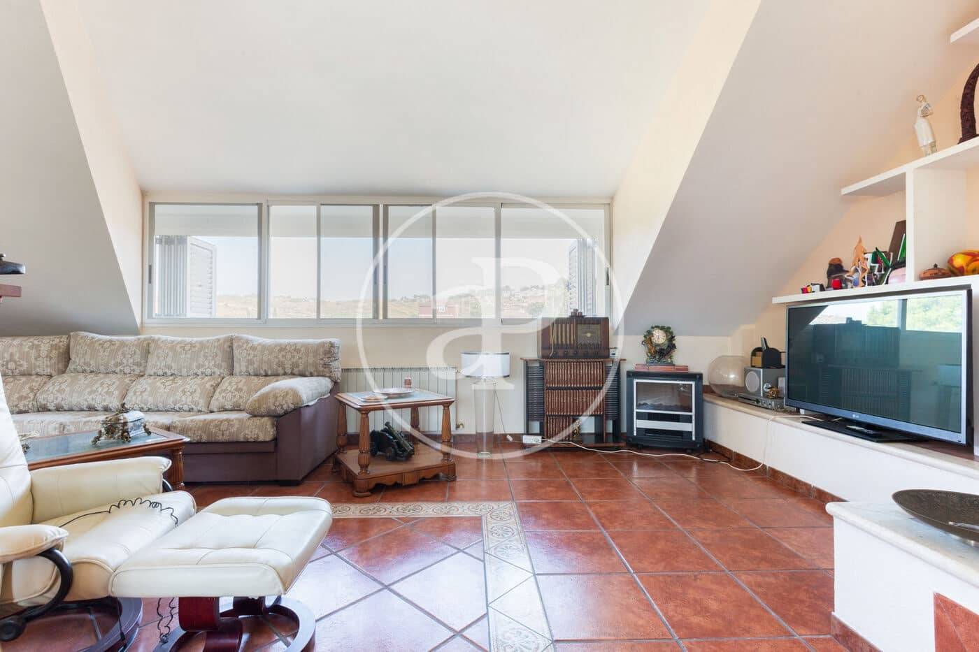 6 soverom Villa til salgs i Chiva med svømmebasseng - € 490 000 (Ref: 9132626)