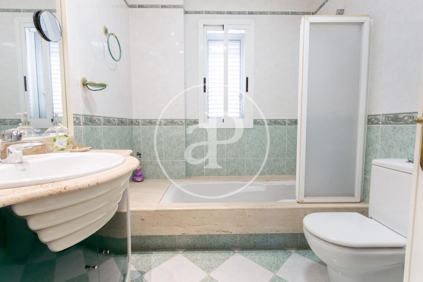 6 soverom Villa til salgs i Chiva med svømmebasseng - € 490 000 (Ref: 9132626)