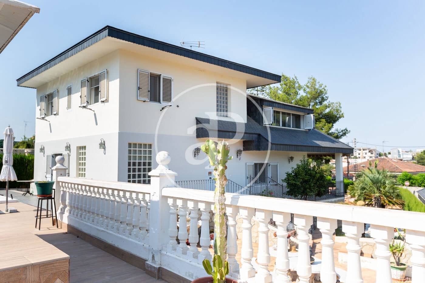 6 soverom Villa til salgs i Chiva med svømmebasseng - € 490 000 (Ref: 9132626)