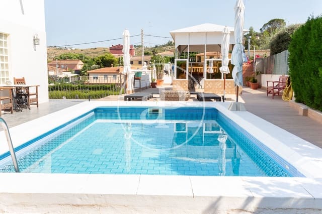 6 soverom Villa til salgs i Chiva med svømmebasseng - € 490 000 (Ref: 9132626)