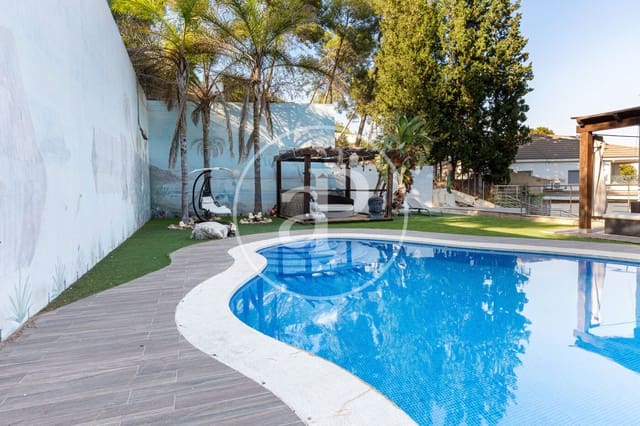 5 sypialnia Willa na sprzedaż w Chiva z basenem - 720 000 € (Ref: 9132628)