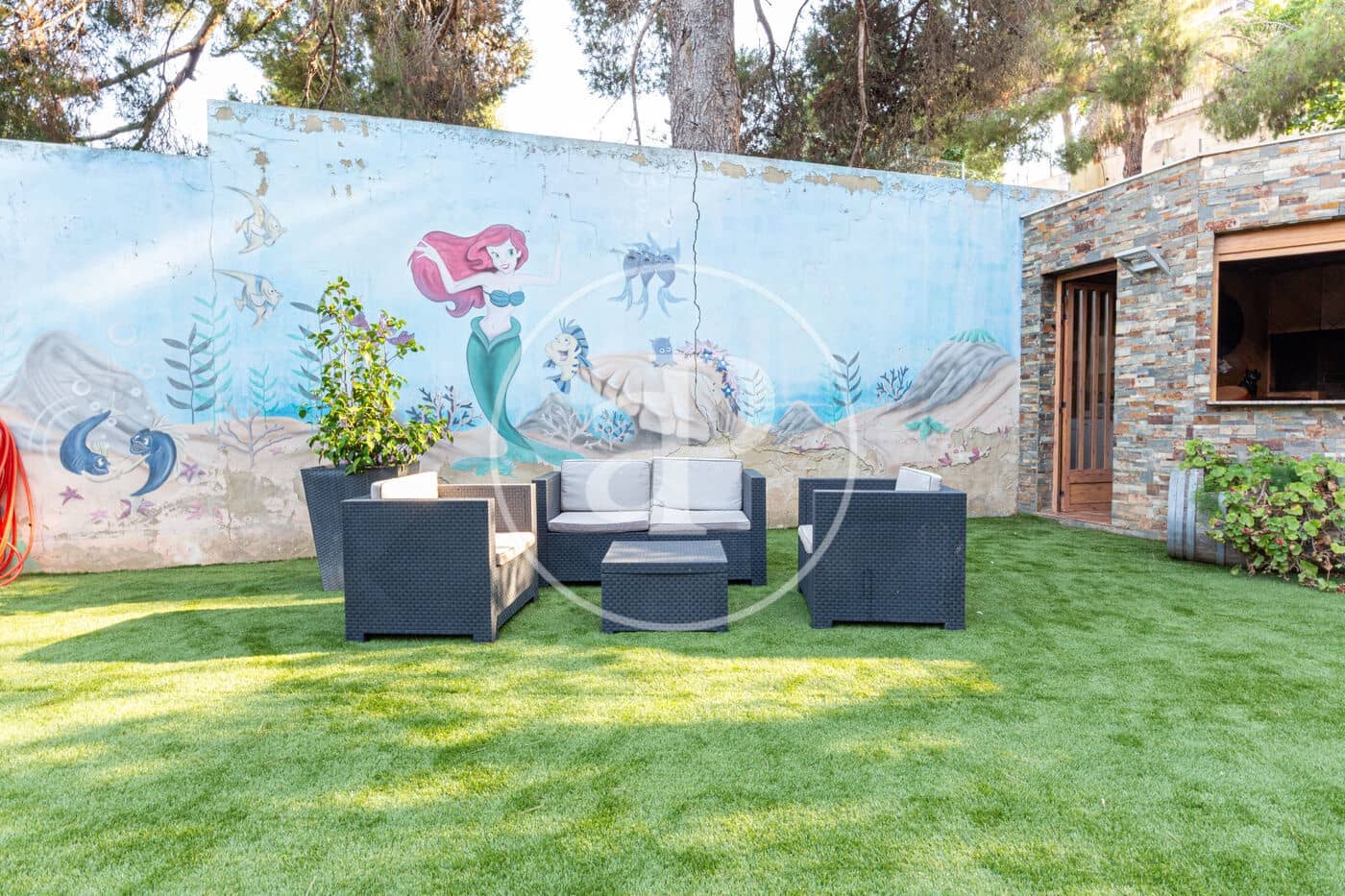 5 bedroom Villa for sale in Chiva with pool - € 720,000 (Ref: 9132628)