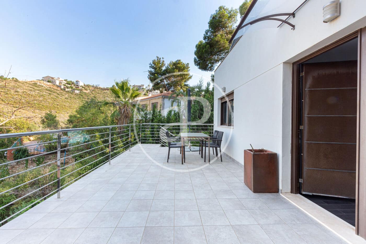 5 bedroom Villa for sale in Chiva with pool - € 720,000 (Ref: 9132628)