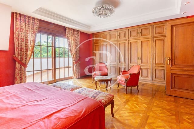 8 soverom Villa til salgs i Godella med svømmebasseng - € 2 900 000 (Ref: 9132631)