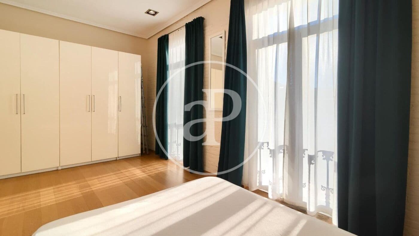 Appartement de 1 chambre à louer à Valence ville - 1 400 € (Ref: 9134686)