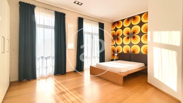 Appartement de 1 chambre à louer à Russafa, Valence ville - 1 400 € (Ref: 9134686)