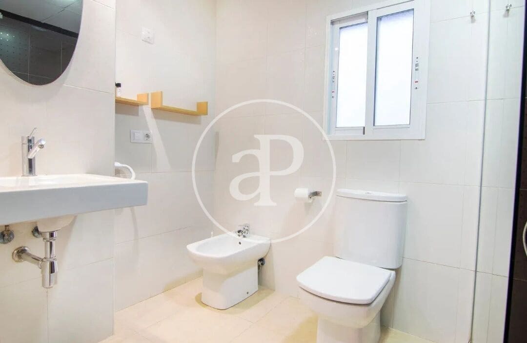 1 makuuhuone Huoneisto vuokrattavana paikassa Valencia kaupunki - 1 500 € (Ref: 9134688)