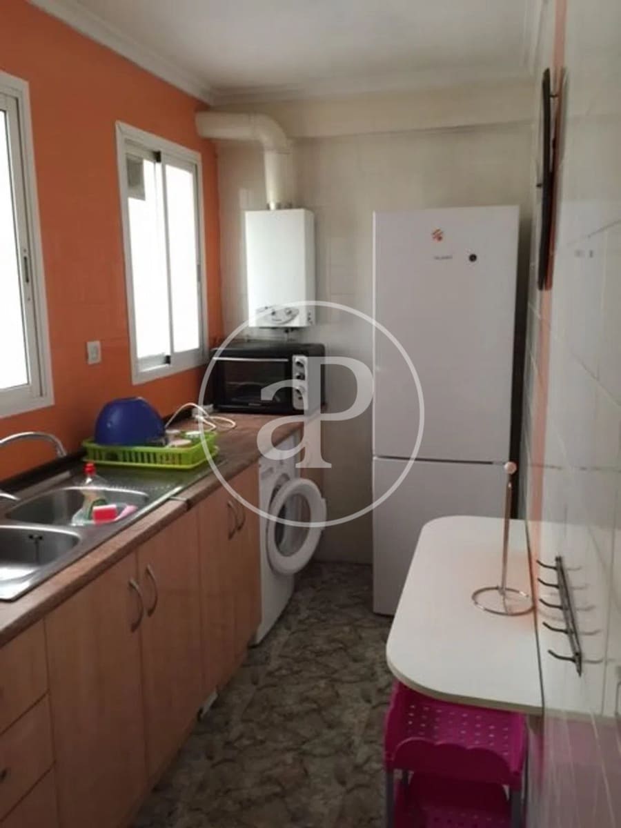4 camera da letto Appartamento da affittare in Valencia citta - 1.500 € (Rif: 9134689)