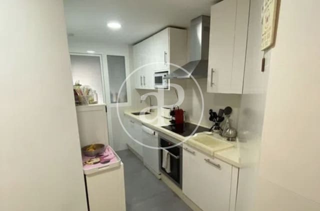 2 soveværelse Penthouse til leje i Ciutat de les Arts i de les Ciencies, Valencia by med swimmingpool - € 2.000 (Ref: 9137399)