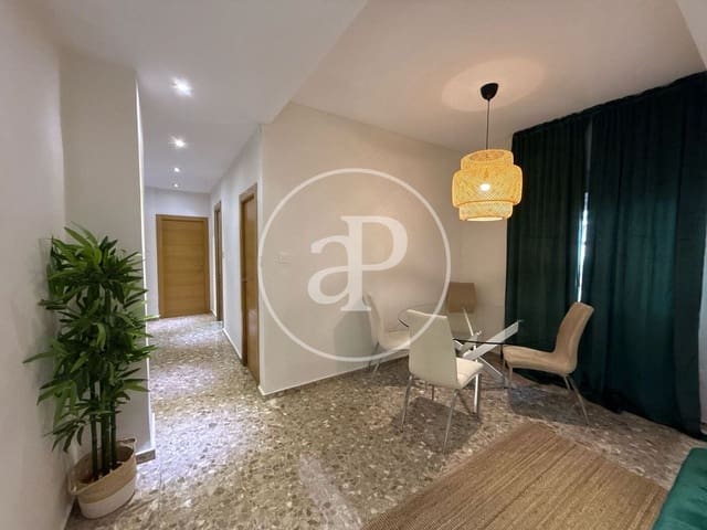 4 soveværelse Lejlighed til leje i Cabanyal-Canyamelar, Valencia by - € 3.500 (Ref: 9141812)