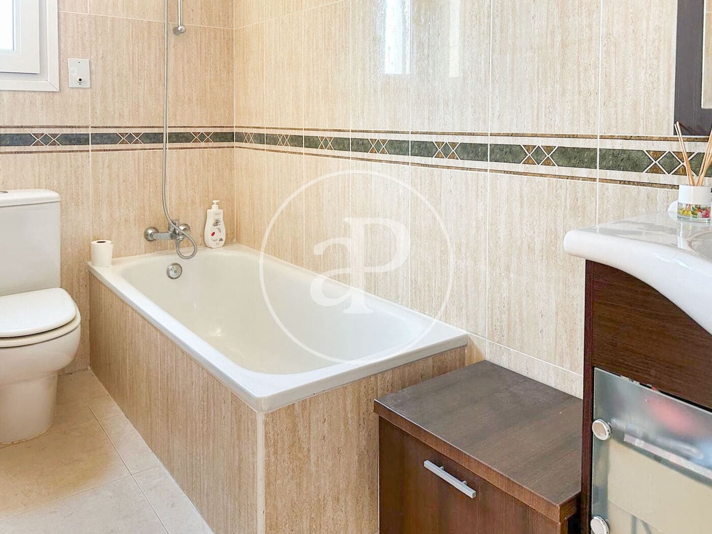 4 soverom Villa til salgs i Chiva med svømmebasseng - € 279 000 (Ref: 9142944)