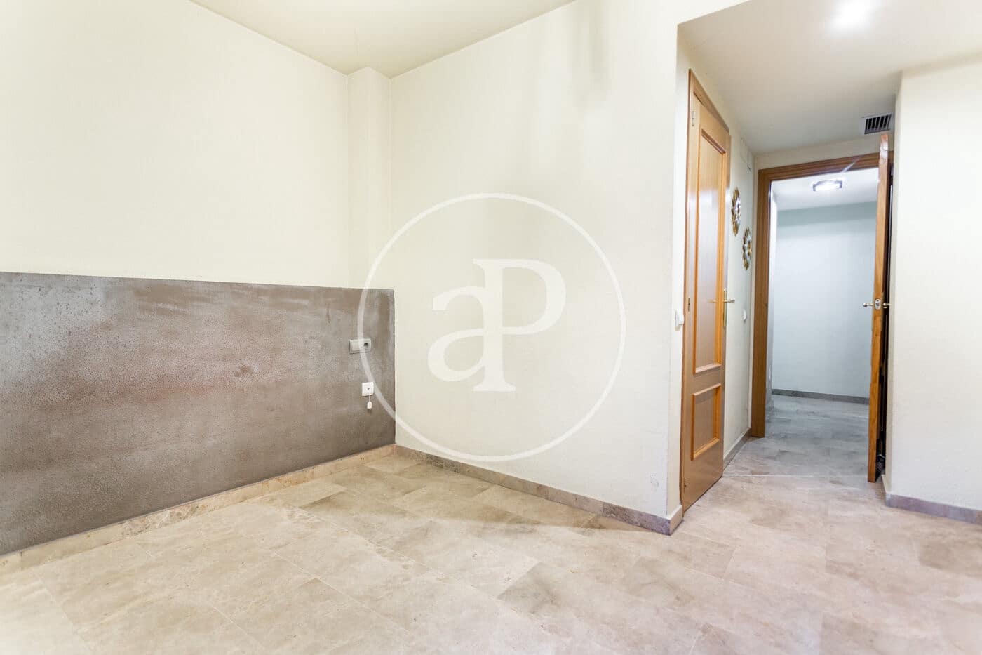 Apartamento de 3 habitaciones en Mislata en alquiler - 1.800 € (Ref: 9142945)