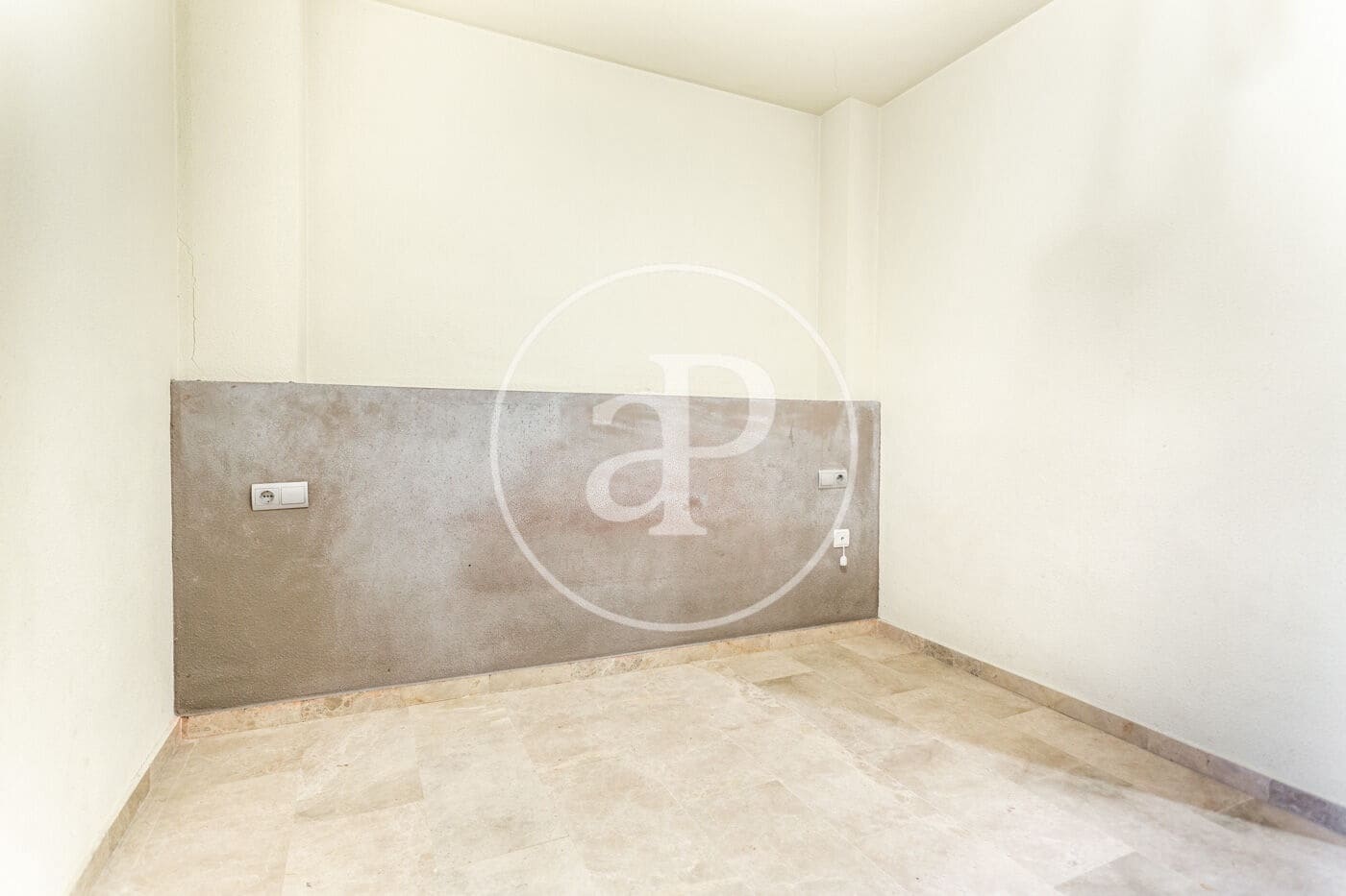 Apartamento de 3 habitaciones en Mislata en alquiler - 1.800 € (Ref: 9142945)