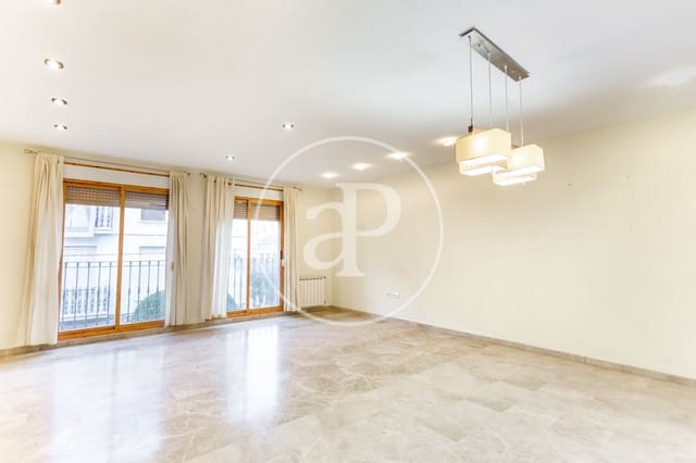 3 makuuhuone Huoneisto vuokrattavana paikassa Mislata - 1 800 € (Ref: 9142945)