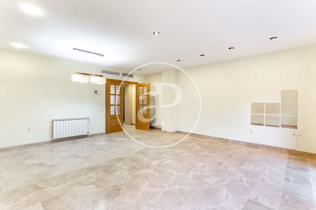 3 makuuhuone Huoneisto vuokrattavana paikassa Mislata - 1 800 € (Ref: 9142945)