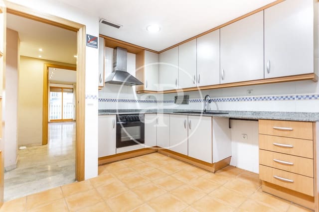 3 makuuhuone Huoneisto vuokrattavana paikassa Mislata - 1 800 € (Ref: 9142945)