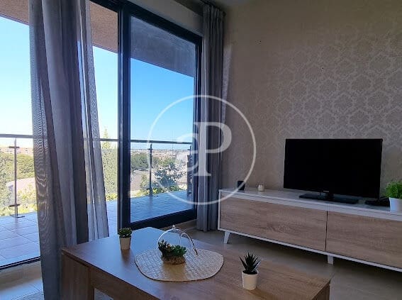 3 makuuhuone Huoneisto vuokrattavana paikassa La Cañada, Paterna - 1 300 € (Ref: 9142948)