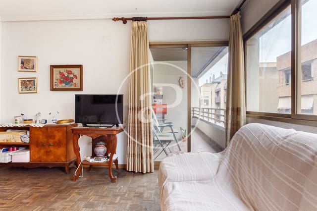 4 soveværelse Lejlighed til salg i Exposicio, Valencia by - € 690.000 (Ref: 9142949)