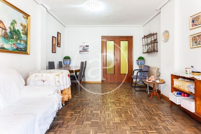 4 soveværelse Lejlighed til salg i Exposicio, Valencia by - € 690.000 (Ref: 9142949)