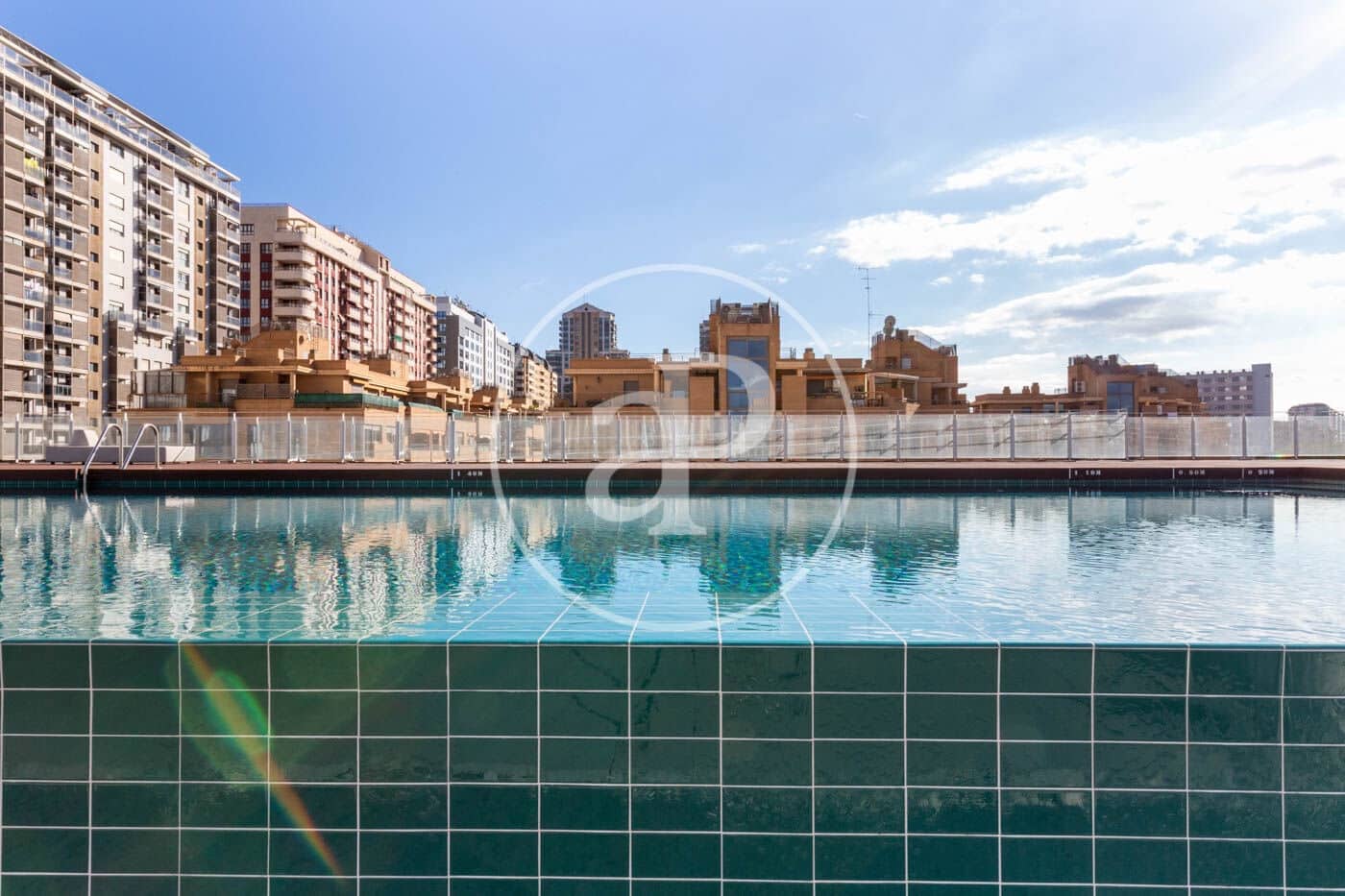 3 quarto Apartamento para arrendar em Valencia cidade com piscina - 4 900 € (Ref: 9142951)