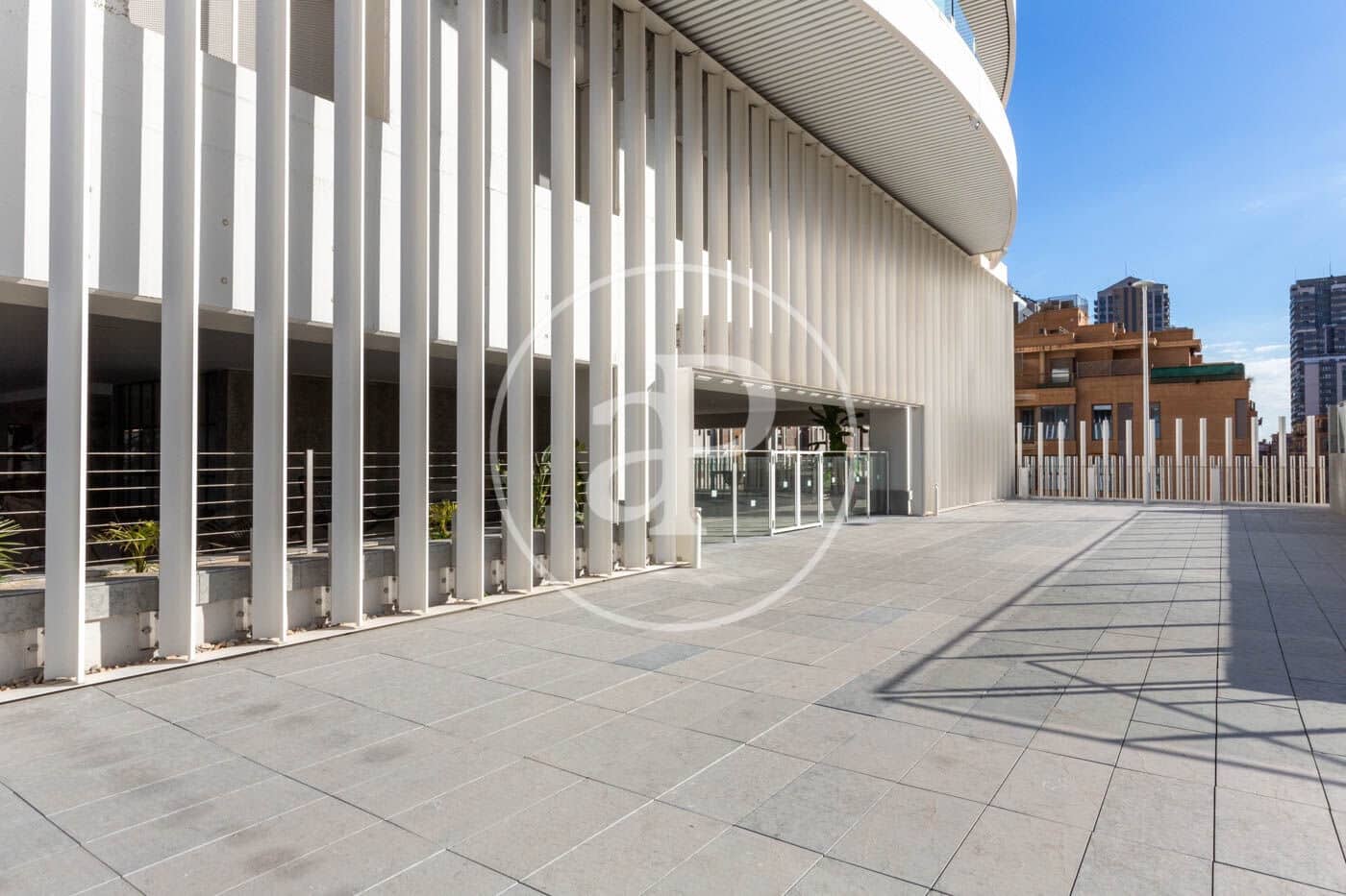 3 quarto Apartamento para arrendar em Valencia cidade com piscina - 4 900 € (Ref: 9142951)