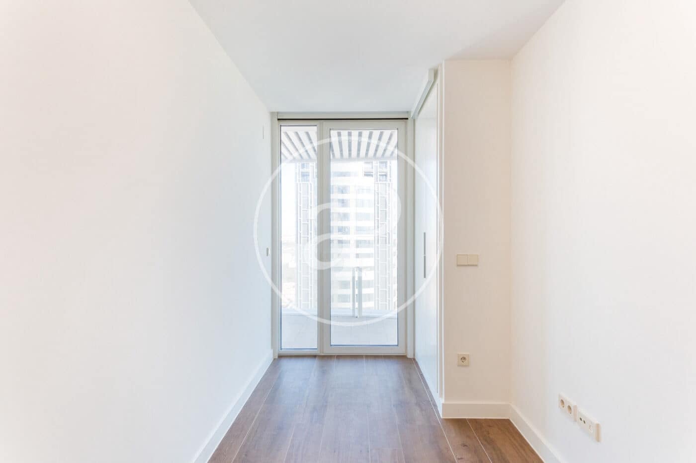 3 quarto Apartamento para arrendar em Valencia cidade com piscina - 4 900 € (Ref: 9142951)