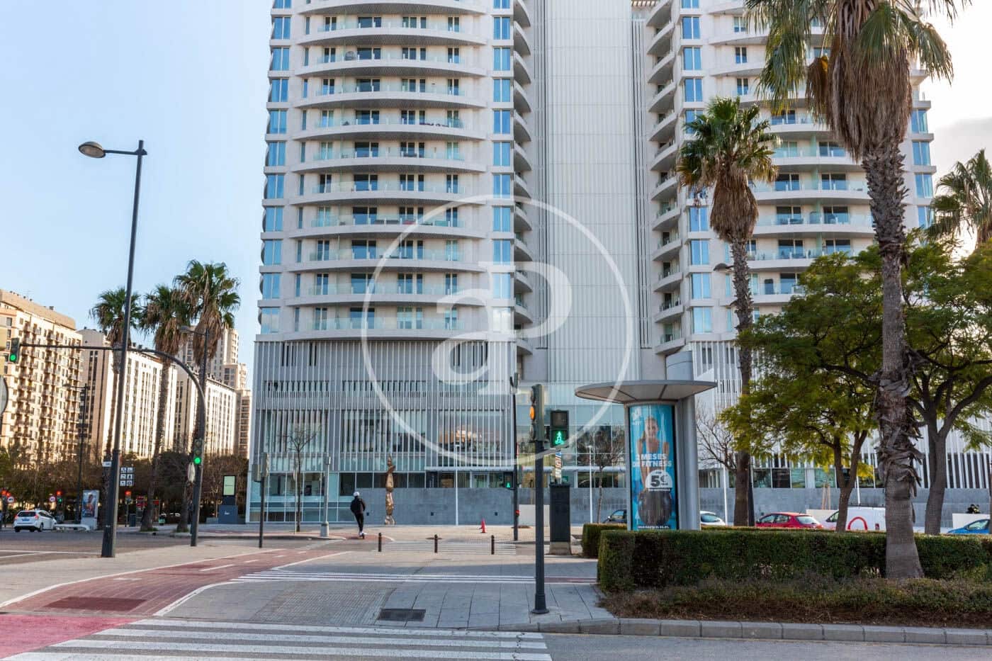 3 quarto Apartamento para arrendar em Valencia cidade com piscina - 4 900 € (Ref: 9142951)