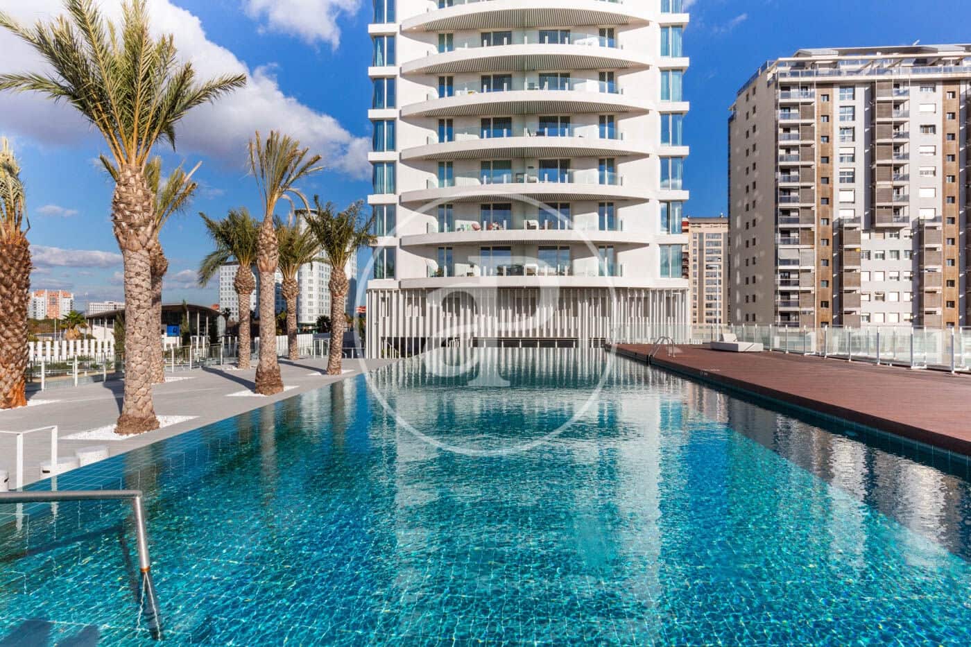 3 quarto Apartamento para arrendar em Valencia cidade com piscina - 4 900 € (Ref: 9142951)