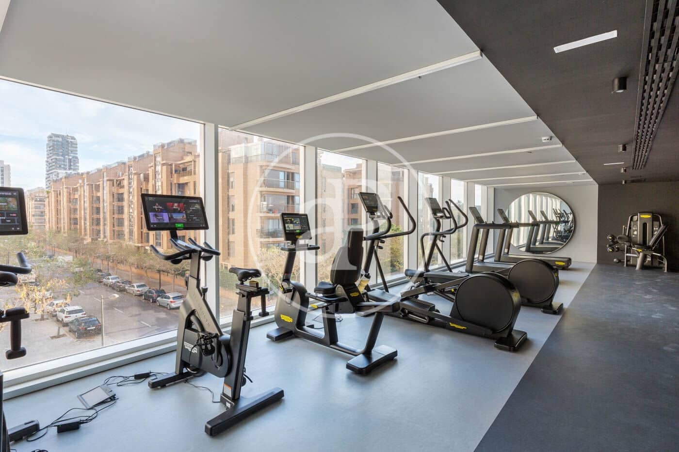 3 quarto Apartamento para arrendar em Valencia cidade com piscina - 4 900 € (Ref: 9142951)