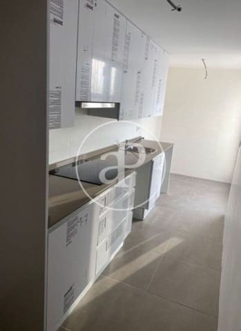 3 bedroom Apartment for rent in Sant Llorens, Valencia city with pool - € 1,500 (Ref: 9147470)