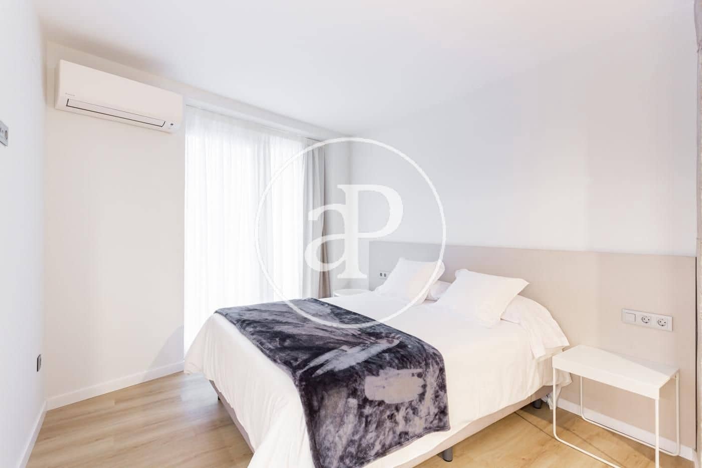 1 bedroom Villa for rent in Valencia city - € 1,100 (Ref: 9147473)