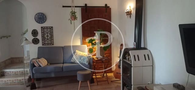 3 soveværelse Villa til leje i Oliva - € 1.200 (Ref: 9147475)