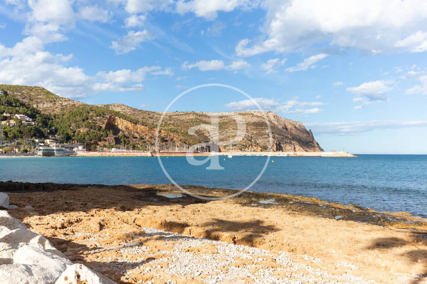 2 bedroom Apartment for rent in Javea / Xabia with pool - € 950 (Ref: 9147476)