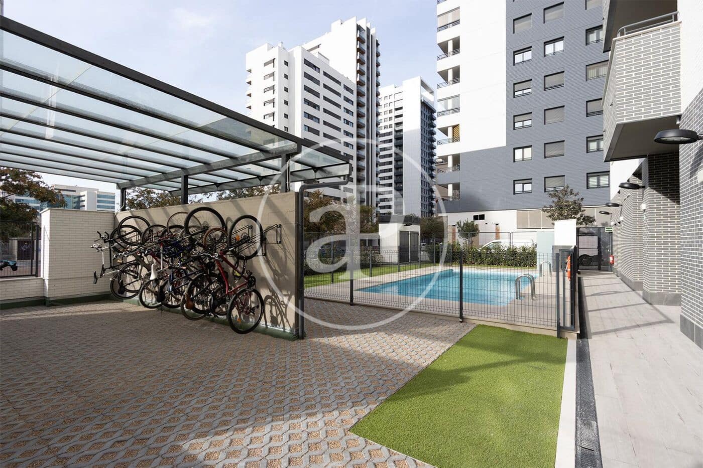 2 soverom Leilighet til salgs i Valencia by med svømmebasseng - € 479 000 (Ref: 9149636)