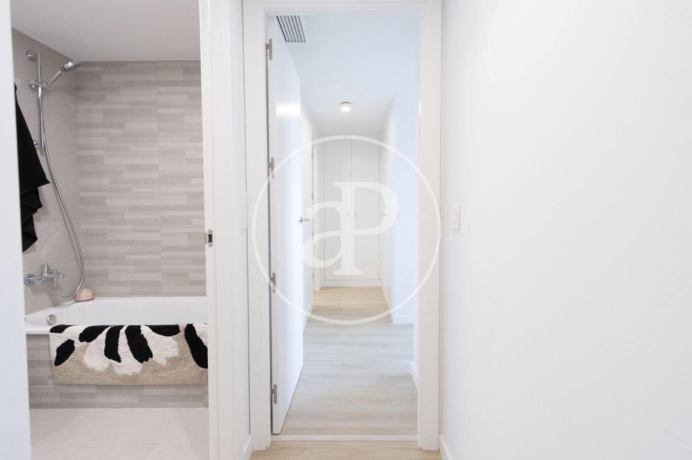 2 soverom Leilighet til salgs i Valencia by med svømmebasseng - € 479 000 (Ref: 9149636)