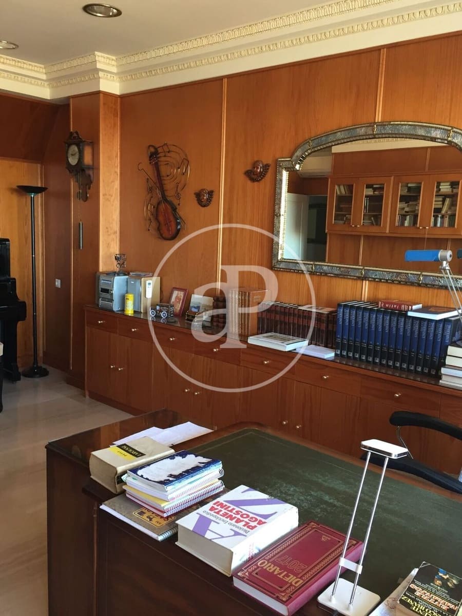 4 soveværelse Villa til leje i Picassent - € 3.100 (Ref: 9149638)